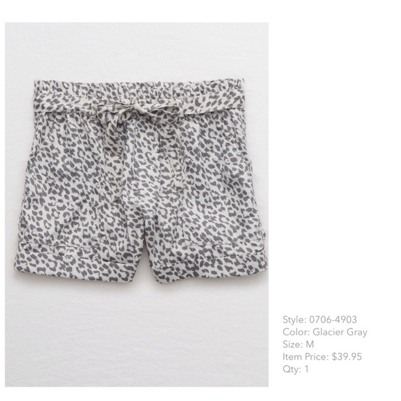 SOLD ON DIFFERENT SITE Aerie Camp Short - Picture 3 of 7